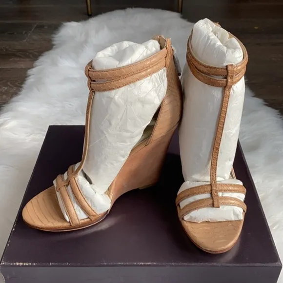 Brian Atwood Pinkston Open Toe Platform Wedges Suede Sandals Tan Brown 7 37