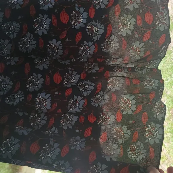 Brooks Brothers Floral Vneck Pleated Slipon Partial Side Zip Dress 6