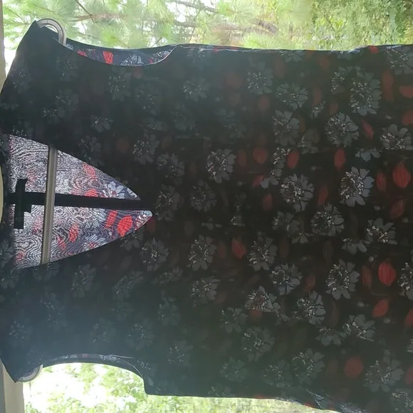 Brooks Brothers Floral Vneck Pleated Slipon Partial Side Zip Dress 6