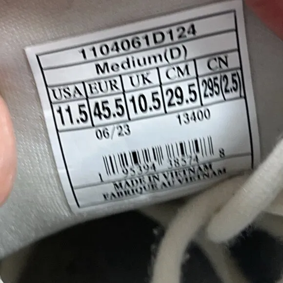 Brooks Ghost Max Men's Size 11.5 D (Medium) Running Shoes White