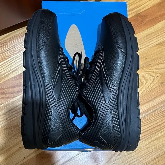 Brooks Mens Addiction Walker 2 shoes