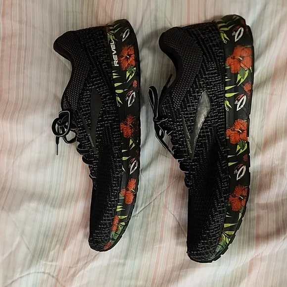 Brooks Men's Shoes Size 14