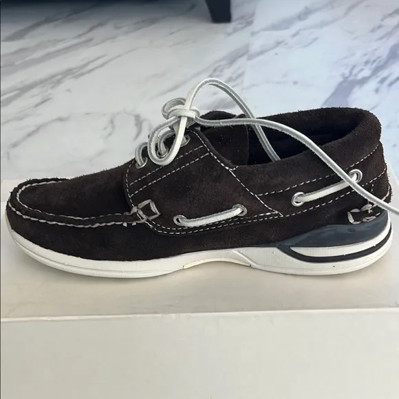 Brown and White Classic Boat Shoes with Moccasin Stitching