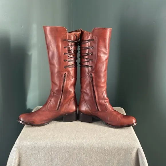 Brown distressed Leather Knee-High Boots lace up back Steve Madden