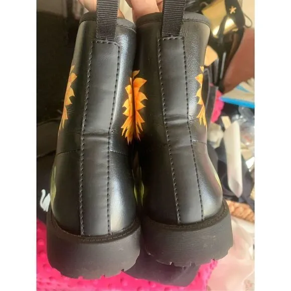 b Sunflower Handcrafted Boots