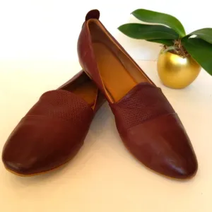 Bueno  Katy leather flats