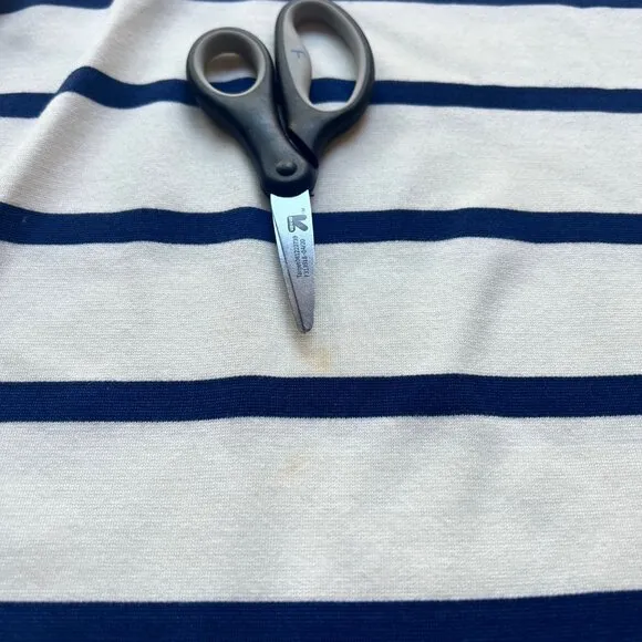 Burberry Size 10 Cream &amp; Navy Blue Striped Short Sleeve Step Hem T-Shirt Dress