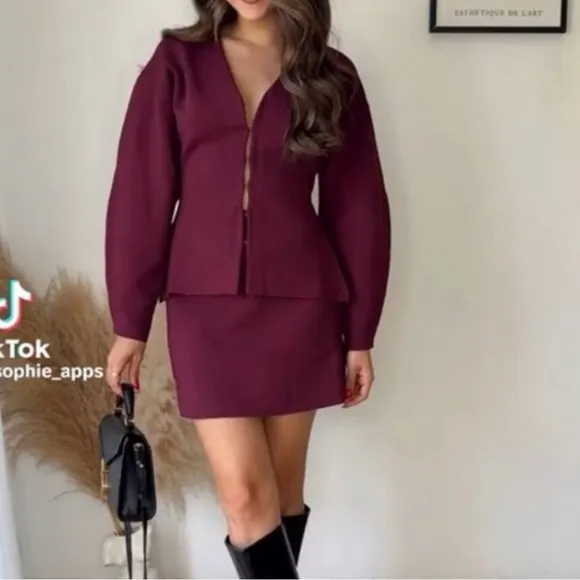 Burgundy / maroon hook closure knit sweater material cardigan