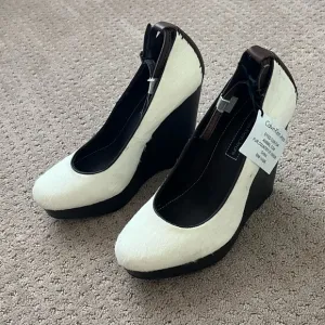 CALVIN KLEIN‎ Cow Hide Platform Wedges