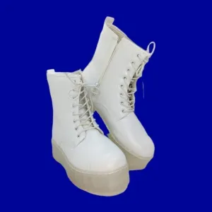 C&amp;C California Designer Womens NEW White Chunk Combat Boots - sz. 9