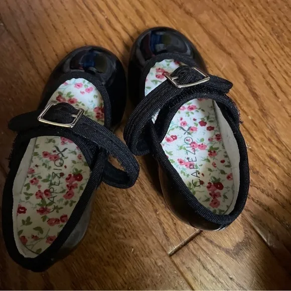 Capezio Black Tap Shoes Girls Size 6M Tele Tone Tap 3800T
