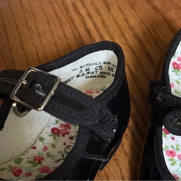 Capezio Black Tap Shoes Girls Size 6M Tele Tone Tap 3800T