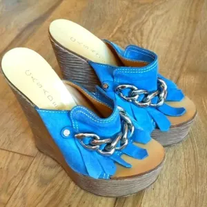 CASADEI BLUE FRINGE LEATHER PLATFORM CHAIN WEDGES 6.5