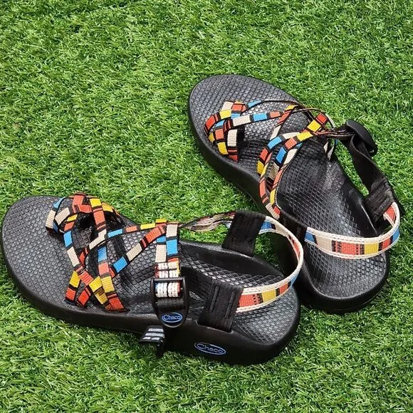 CHACO Classic - Women's Sandals - SIZE  8