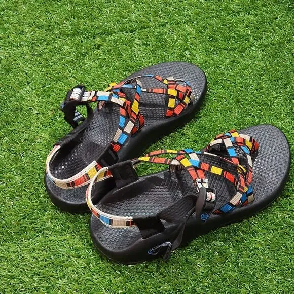 CHACO Classic - Women's Sandals - SIZE  8
