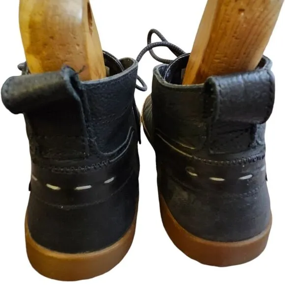 Chaco mens black lace-up chukka boots men's 11