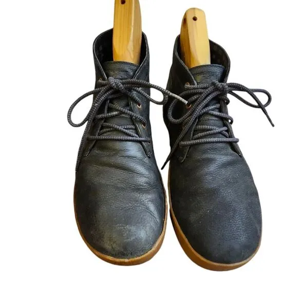 Chaco mens black lace-up chukka boots men's 11