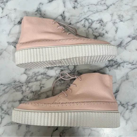 Charlotte Stone Darcy in Pêche Lace Up Leather Moccasin Sneakers Powder Pink 10