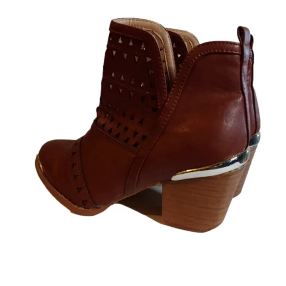 Chase   Chloe Coddy Ankle Bootie Boots Shoes