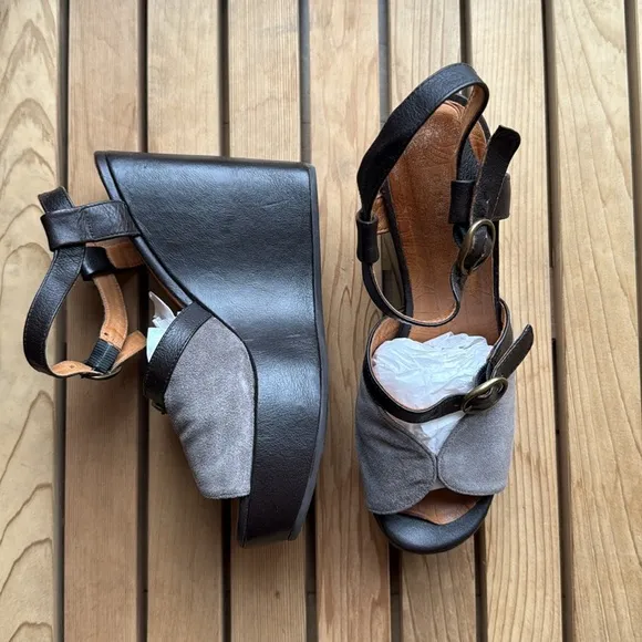 Chie Mihara “MAR” Leather &amp; Suede Platform Wedge Sandals – Size 8