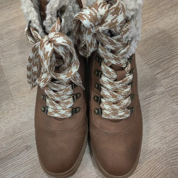 Circus By Sam Edelman Sambert Women's Wedge Ankle Boots Lace-Up Size 8.5