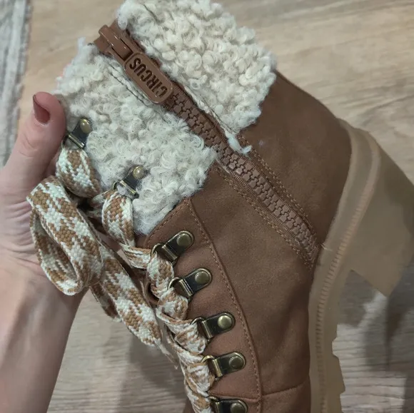 Circus By Sam Edelman Sambert Women's Wedge Ankle Boots Lace-Up Size 8.5
