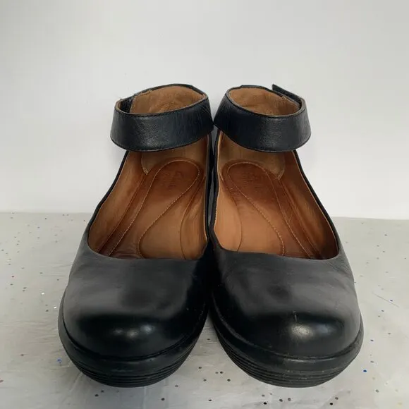 Clarks Artisan Clarene Tide Black Leather Ankle Strap Platform Wedges - Size 6.5