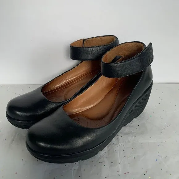 Clarks Artisan Clarene Tide Black Leather Ankle Strap Platform Wedges - Size 6.5