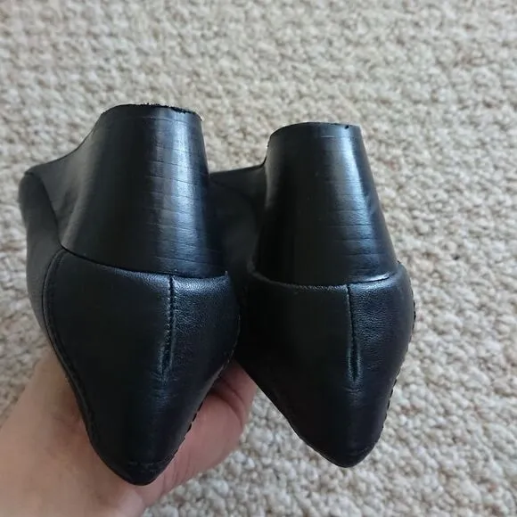 Clarks Artisan open toe wedges in black size 7.5
