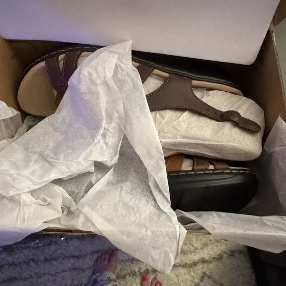 Clark’s Brown Leather Women's Sandals