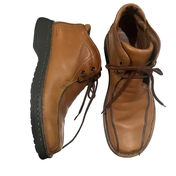 Clarks Men's Size 10.5 Brown  Casual Lace-Up Leather Chukka‎ Boots
