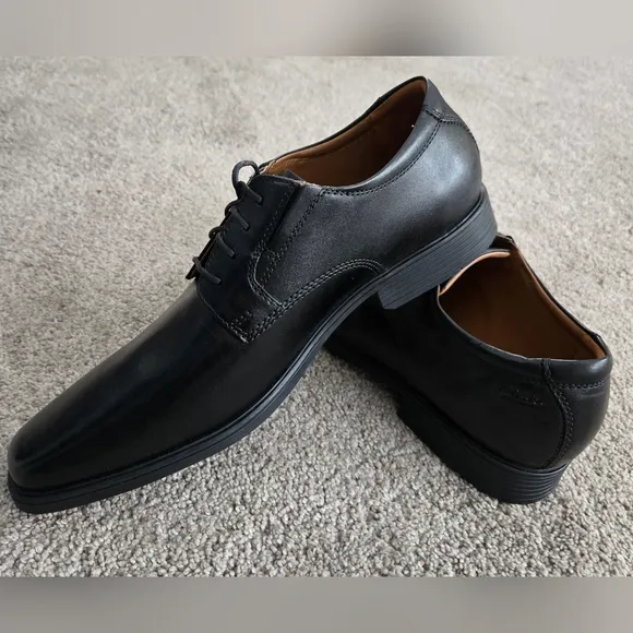 Clarks Tilden Plain Oxford, Black Leather, Men's 10.5 M