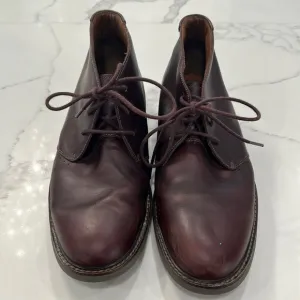 Clarks Unstructured Burgundy Leather Chukka Boots Size 12