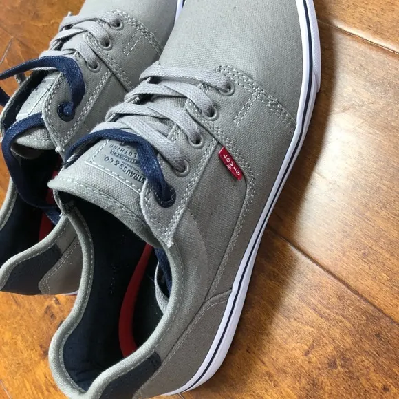Classic Levi shoes Grey/Blue sz Various
