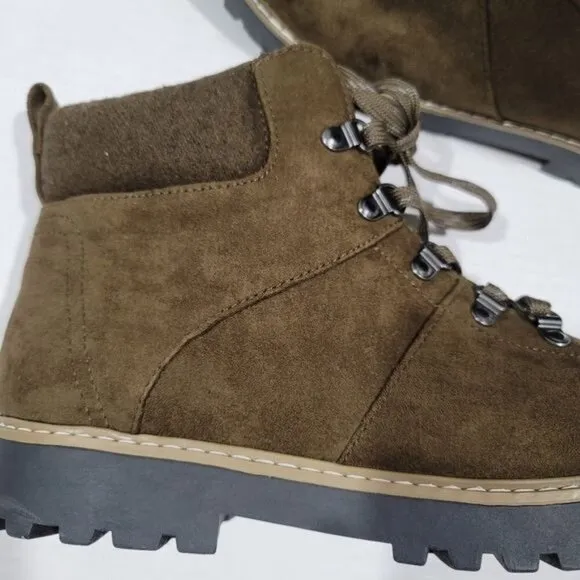 Cliffs By White Mountain Sabine Lace up Boots Size 10
