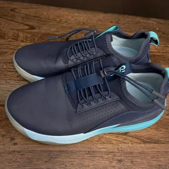Clove Classic Nursing Shoes