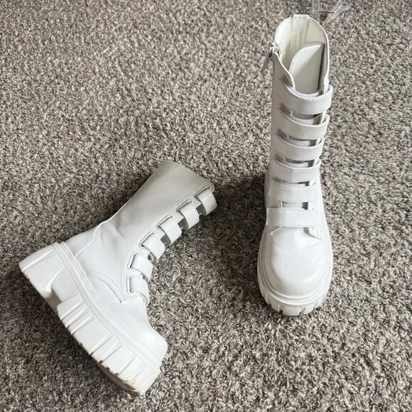 Club Exx Dolls Kill Boots Size 6 White Platform Ice Breaker Combat Six Straps