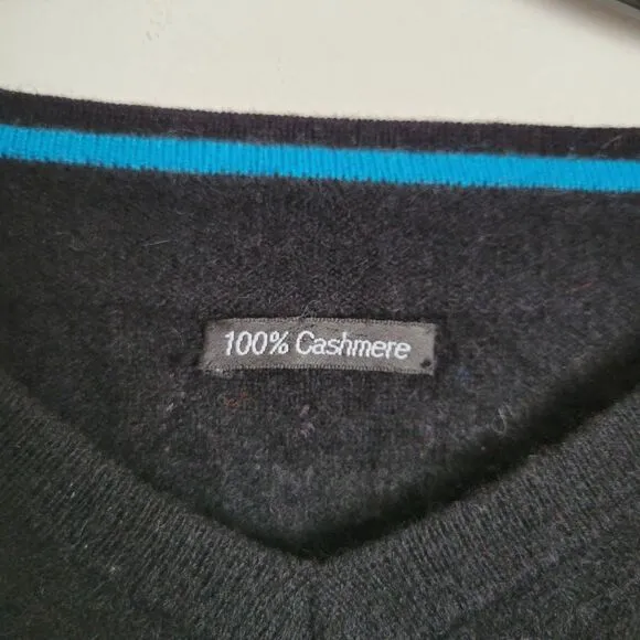 Club Monaco 100% Cashmere Black Fuzzy Round V Neck Long Sleeve Sweater Sz Large