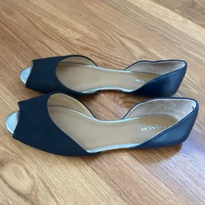 Coach Blue and Black Peep Toe Flats Size 10 B