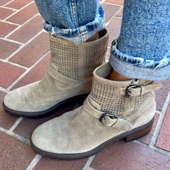 COACH Gates Studded Moto Boots Ankle Combat Taupe Gray SZ 7