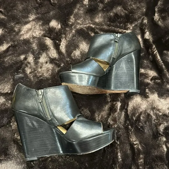 Coach Jaelyn Open Toe Black Leather Platform Wedges Zip Up Heeled Sandals