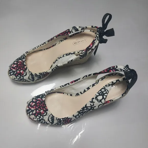 Coach Maritza Poppy Wedges Size 11B