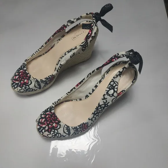 Coach Maritza Poppy Wedges Size 11B