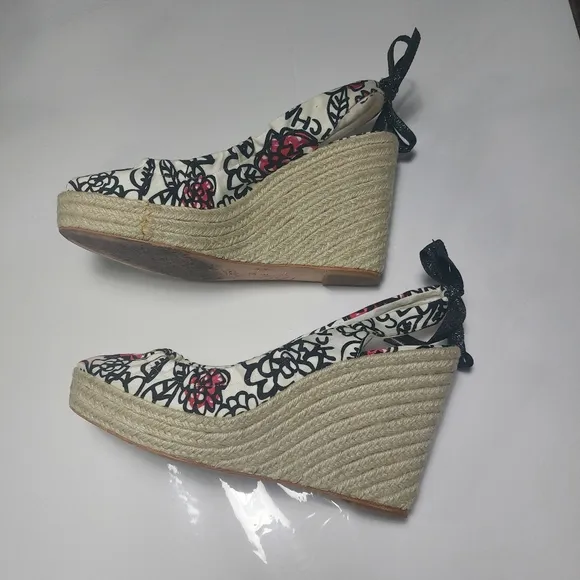 Coach Maritza Poppy Wedges Size 11B