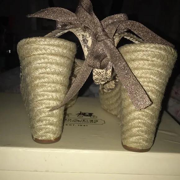 COACH MARITZA SNAKESKIN WEDGES w/Box