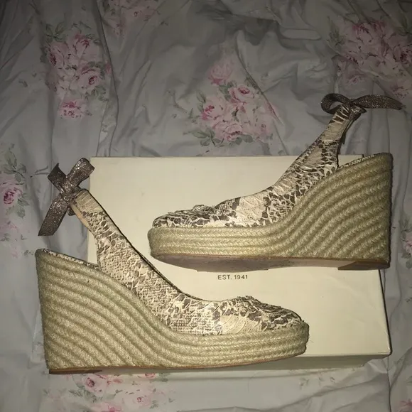 COACH MARITZA SNAKESKIN WEDGES w/Box