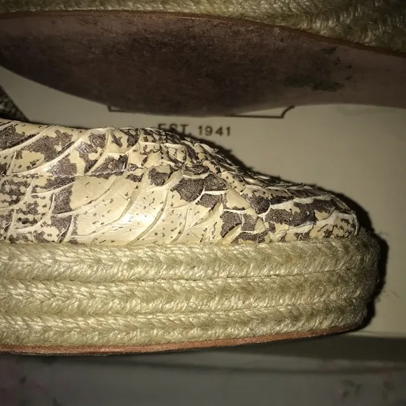 COACH MARITZA SNAKESKIN WEDGES w/Box