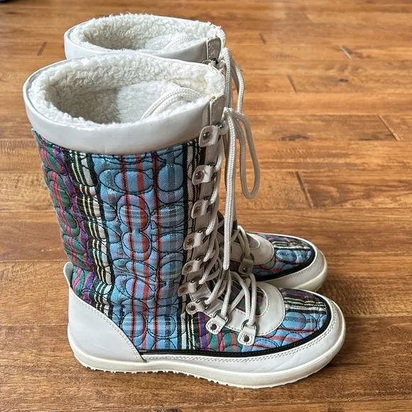 Coach Peggey Boots Signature Multicolor Shearling Lined Lace Up Winter Size 8