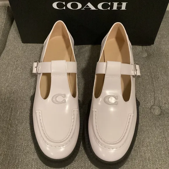 COACH Women's Liv Leather Mary Jane Flats, size 9