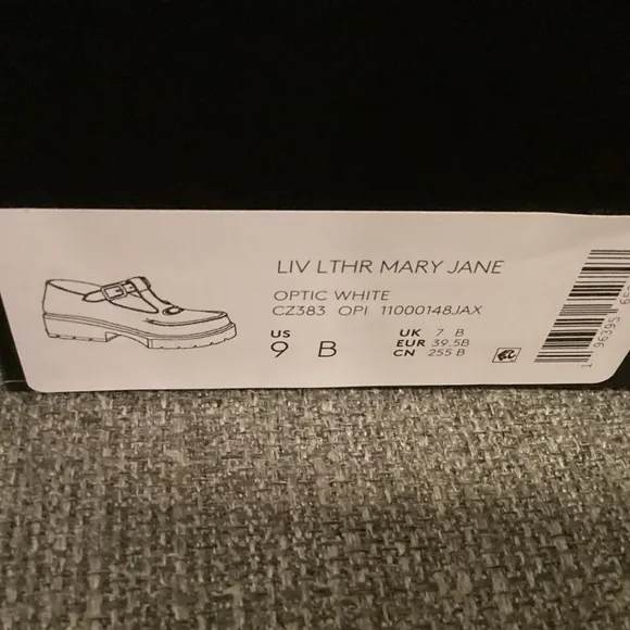 COACH Women's Liv Leather Mary Jane Flats, size 9